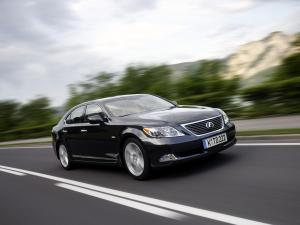 Lexus LS460 2006 года (EU)